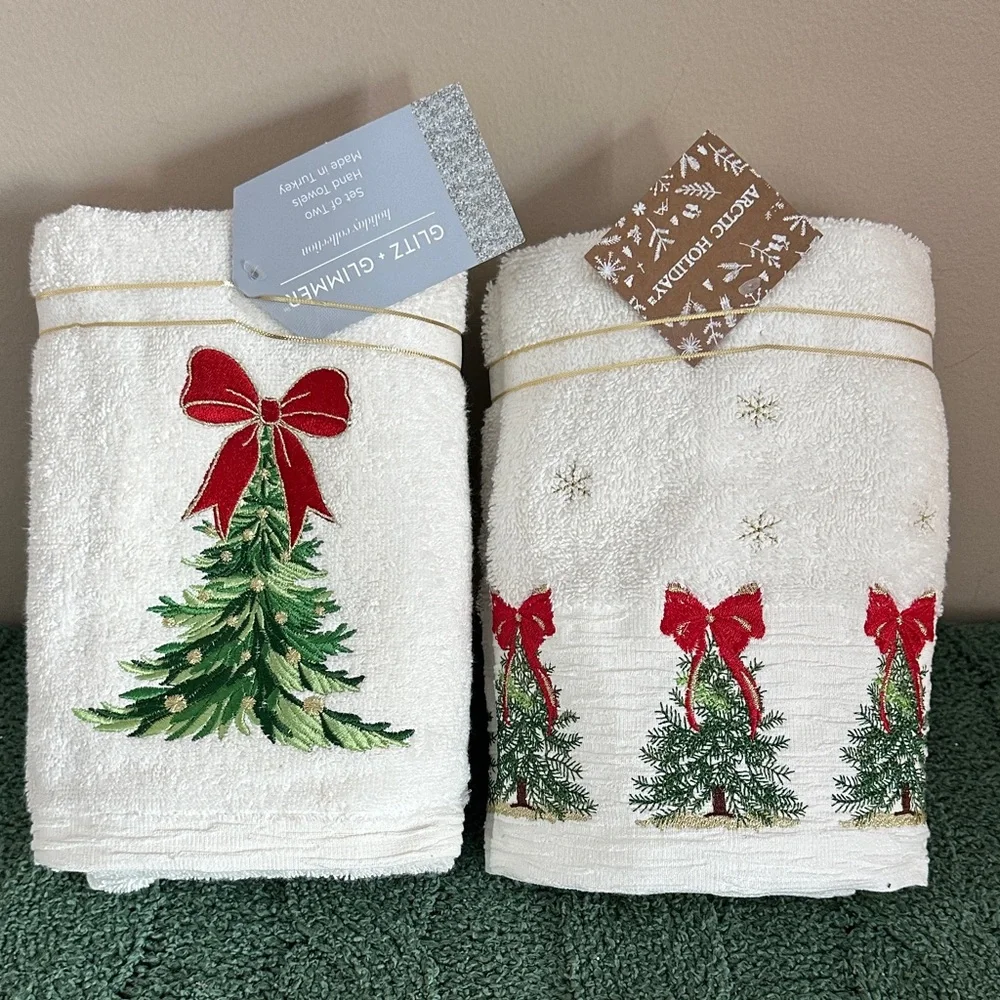 Glitz & Glimmer Festive Holiday Christmas Tree Hand Towels Red Bow NEW!